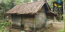 5 Belakang Rumah