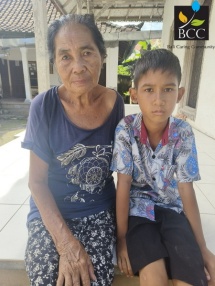 1 Bersama Nenek