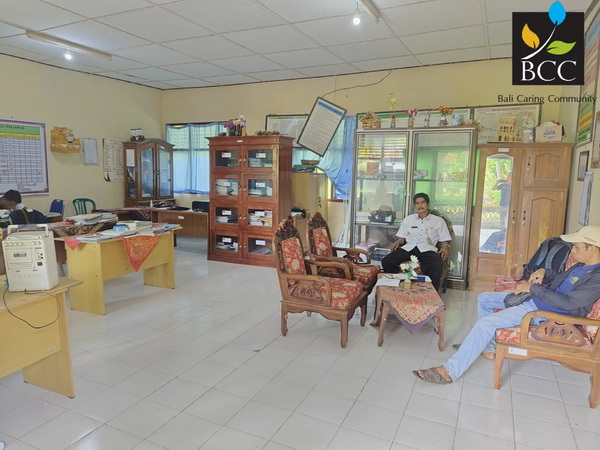 7 Ruang Guru 7 Ruang Guru