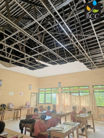 4_Kelas II - Atap Jebol